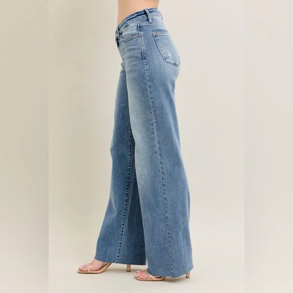 Judy Blue Full Size V - Front Baggy Jeans Plus Size - Picture 9 of 11